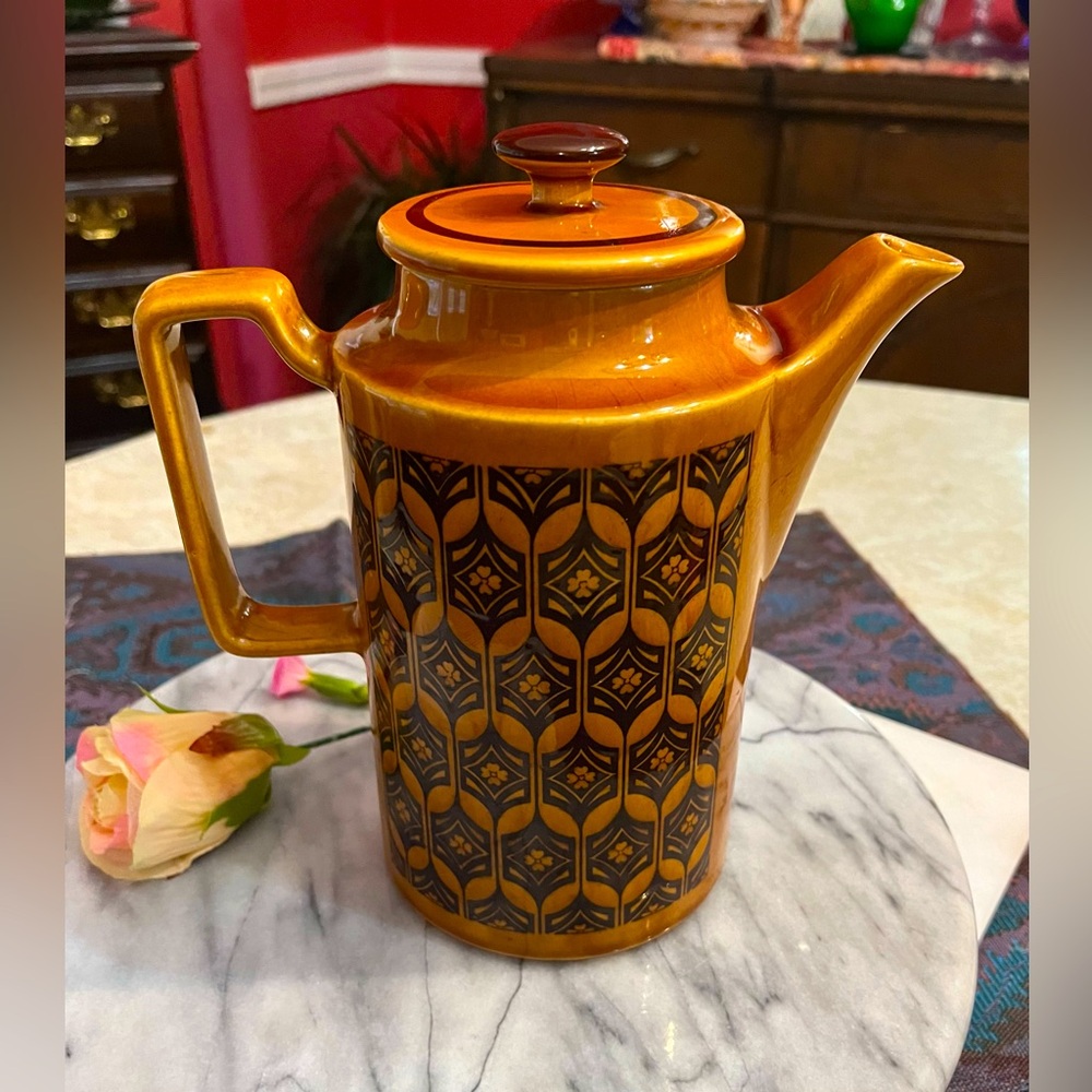 Vintage Royal Sealy 1970s brick & espresso patterned MCM Ceramic Coffee Pot